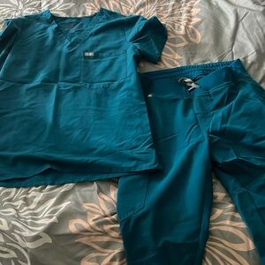 Pacific blue figs set